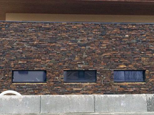 LLS-24, Autumn Horizon seinakivi